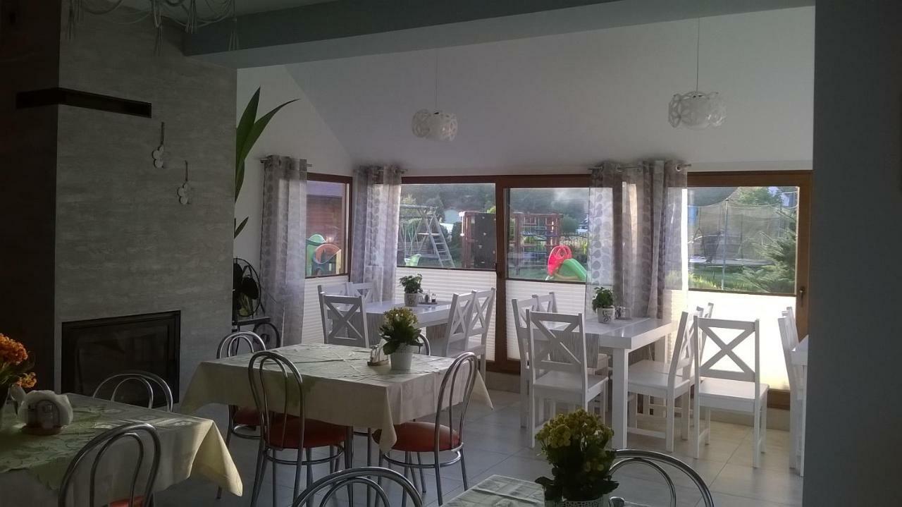 Pokoje Goscinne Rafa Bobolin Exterior foto
