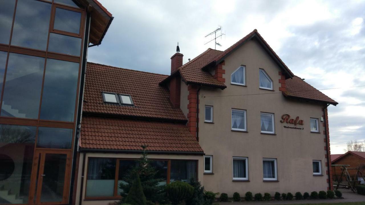 Pokoje Goscinne Rafa Bobolin Exterior foto